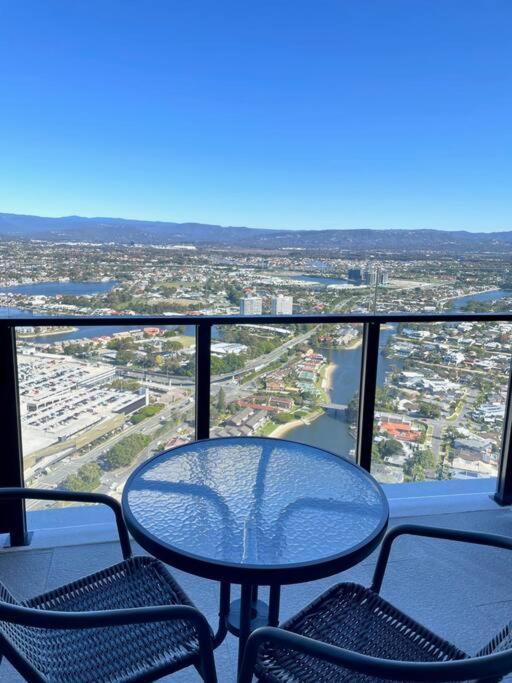 New Impressive 180° River View 1 Bed Apt With Pool 47F Apartment Gold Coast Exterior photo
