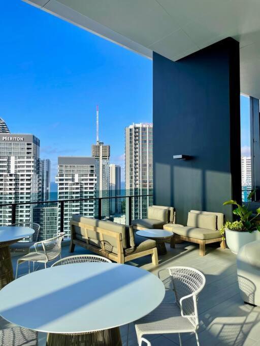 New Impressive 180° River View 1 Bed Apt With Pool 47F Apartment Gold Coast Exterior photo